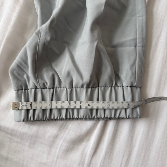 Kyodan M Light Gray Capri Active Pants - Picture 6 of 8